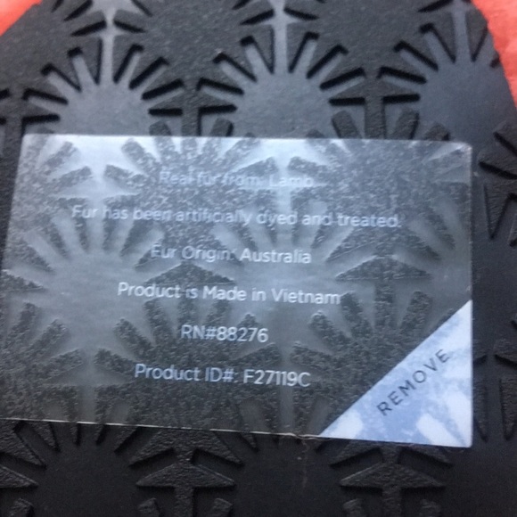 ❤️NEW!!!❤️ UGG Yeah slide fuzz Slipper/Sandal. - Picture 9 of 16